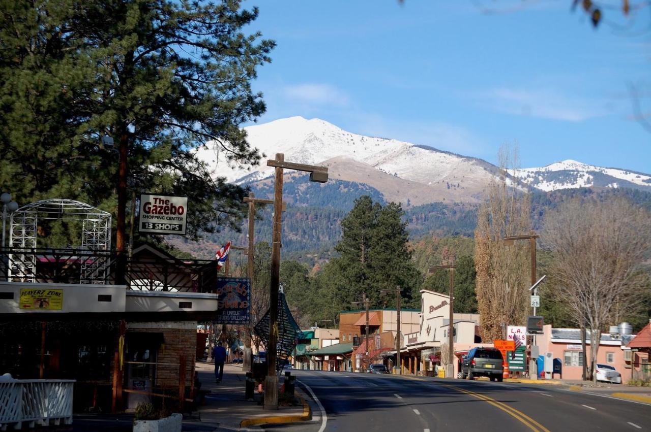 Apache Village 3, Queen Bed, Midtown, Sleeps 2 Ruidoso Exterior foto